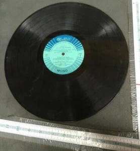 THE LORD IS MY SHEPHERD George Beverly Shea RCA Camden CAS 718 - Picture 1 of 4