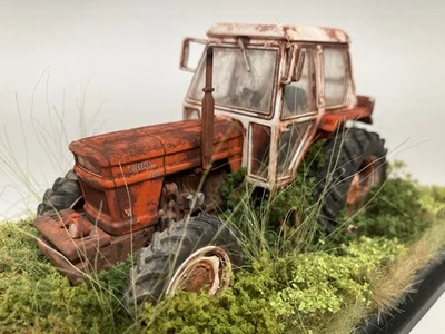 Weathered Barn Find 1978 Someca 1300 DT Super Tractor Universal Hobbies 1/43 - Image 1 of 4