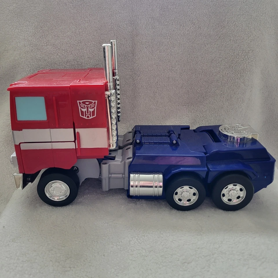 Transformers G1 Optimus Prime 12 Inch Converting Lights Jada Toys No Remote RC - Image 1 of 4
