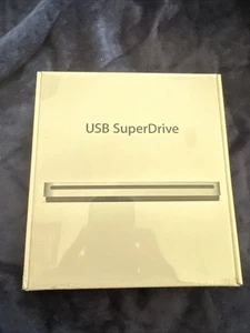 Lecteur CD/DVD externe APPLE Mac USB SUPERDRIVE MD564LL/A A1379 *NEUF/SCELLÉ* - Photo 1/3