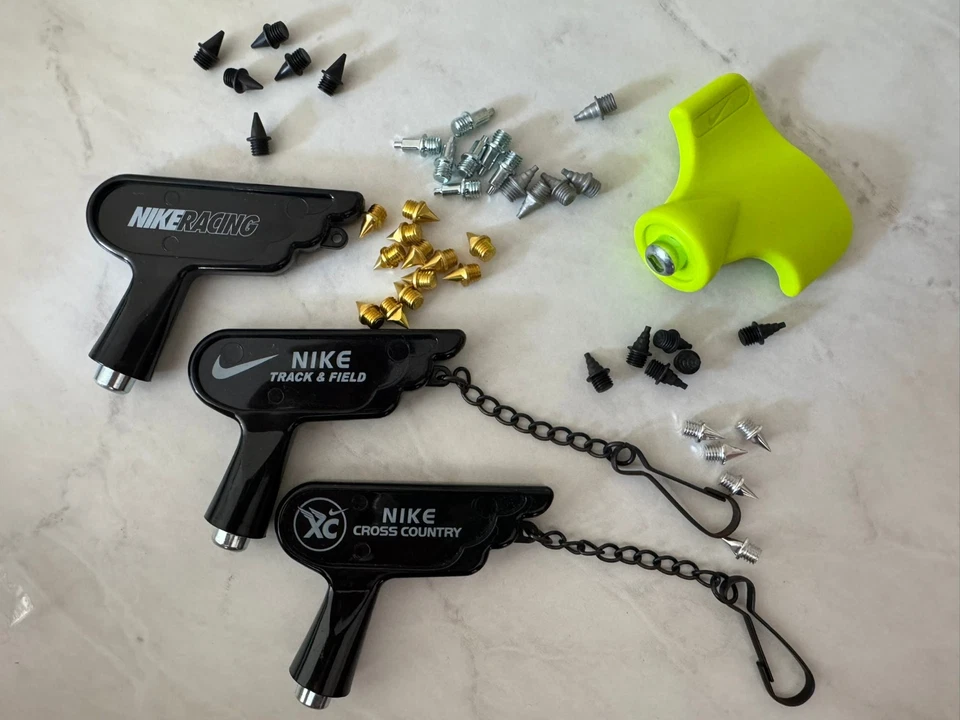 Nuevo Nike Botines de Pista y Campo Llave de Repuesto Herramienta Picos Correr/Saltar Foto 1 de 1