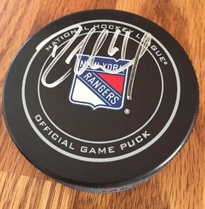 Rick Nash Signed New York Rangers NHL Game Puck With Hologram COA & Exact PROOF - Picture 1 of 11