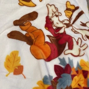 Disney Mickey Minnie Donald Goofy Fall Fleece Throw Blanket NEW 50x70” Plush - Picture 1 of 4