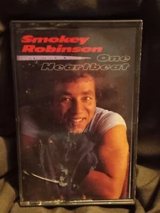 Smokey Robinson - One Heartbeat (Cassette Tape, 1987, Motown 6226MC) TESTED - Picture 1 of 3