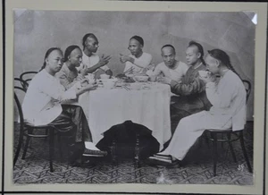 1900 CHINA CHINESE PHOTO ALBUMEN OF DINER TABLE FOOD - Picture 1 of 3