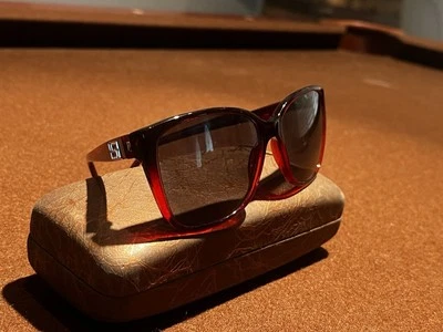 Versace Sunglasses 4268-B WOMANS Used Red Frame - Image 1 of 4
