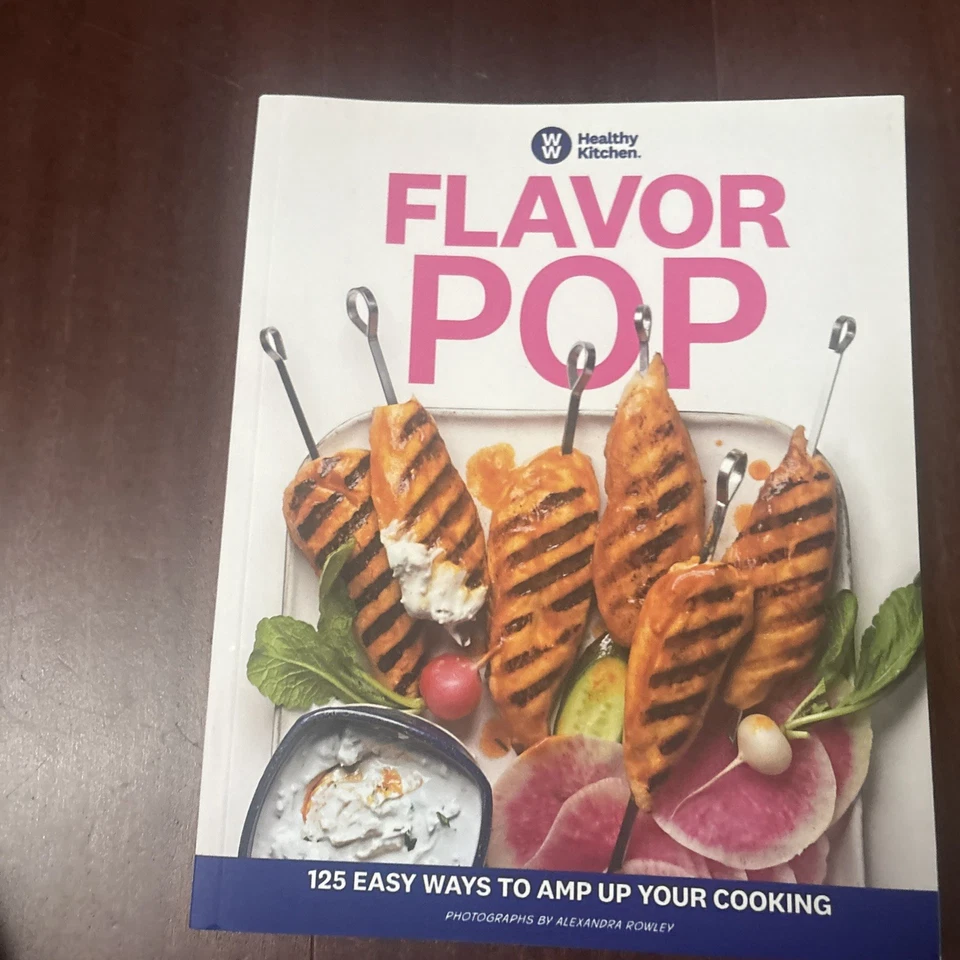 NEW WW WEIGHT WATCHERS HEALTHY KITCHEN FLAVOR POP PAPERBACK COOKBOOK Foto 1 de 3