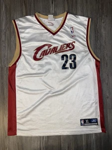 Maglia Vintage Bianca NBA Reebok Lebron James Cleveland Cavaliers Taglia XL - Foto 1 di 12