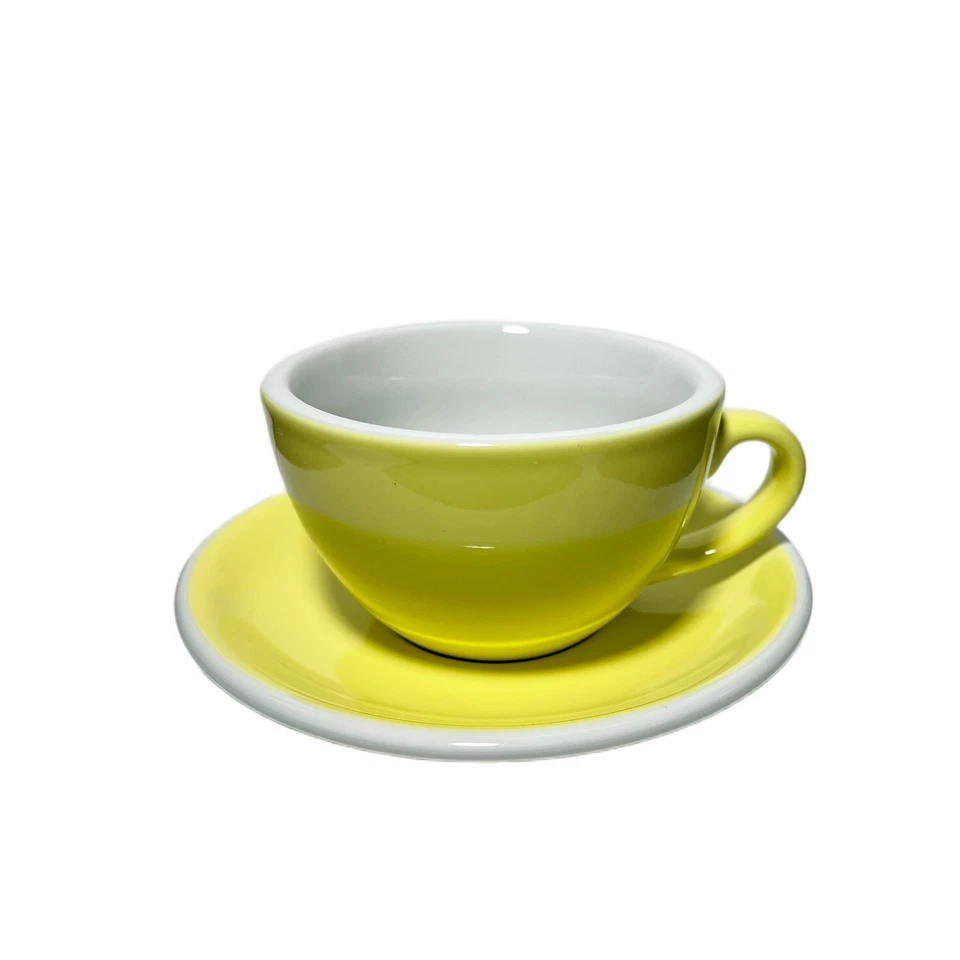 ACME Classic Medium Cappuccino Cup (190 ml/6,43 oz) y juego de platillos Foto 1 de 1