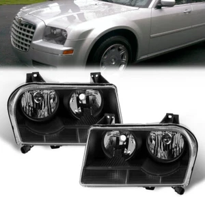 Par de faros delanteros de carcasa negros para Chrysler 300 2005-2010 halógenos - Imagen 1 de 9