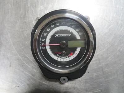 EB681 2010 10 TRIUMPH THUNDERBIRD 1600 VELOCÍMETRO VELOCÍMETRO 27536 KILÓMETROS Foto 1 de 4