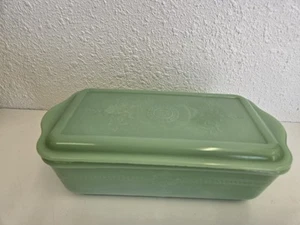 1940's Fire King Jadeite Philbe Refrigerator Dish with Lid - Picture 1 of 16