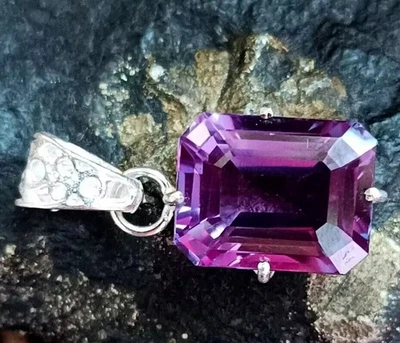 30+ Ct Bellissimo Cambio Colore Alessandrite Tedesco Argento Solitario... - Immagine 1 di 4