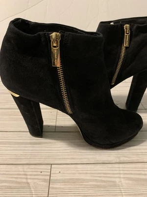 Michael Kors Botas Mujer Talla 7.5 Negro Gamuza Botines Cremallera Herrajes Dorados Foto 1 de 4