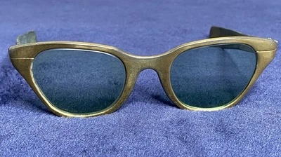 Vintage American Optical AO Ful-Vue Sunglasses Gold Tone Cat Eye Blue Green USA  - Image 1 of 4