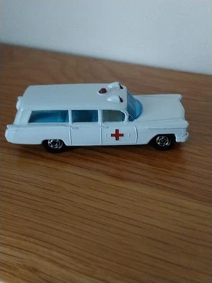 Matchbox Superfast No 54 Cadilac Ambulance Fully Restored Excellent Condition — 第 1/4 张图片