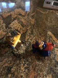 2 Walt Disney Plane Toys Fox & A Bear - Picture 1 of 2