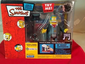 THE SIMPSONS PLAYMATES WOS BE SHARP CENTENNIAL W WIGGUM ALS DR. DOLITTLE NEUWERTIG IN VERPACKUNG - Bild 1 von 1