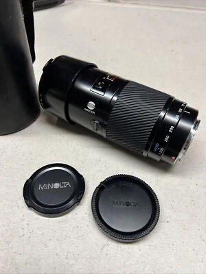 Minolta Maxxum AF 75-300mm Lens With Leather Bag - Image 1 of 4