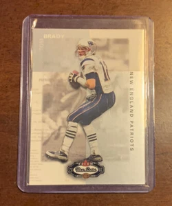 2002 Fleer Box Score Tom Brady #22 - Picture 1 of 2