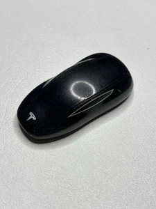 OEM TESLA MODEL S SMART KEY REMOTE FCC: AQO002 1043806-00-A A-0749 G02K TESTED - Picture 1 of 5