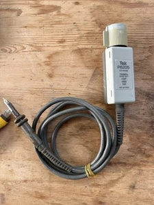 Tested! Tektronix P6243 P6139A P6205 , Plus 8 Cables , LOT OF 16 Probes - Picture 1 of 14