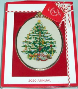 Lenox Iceland 2020 Oval Ornament Christmas Trees Around the World New - Picture 1 of 2