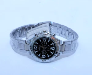 Women's Wristwatch Quartz Ladies Stainless Steel color is Silver Dress/Formal - Picture 1 of 5