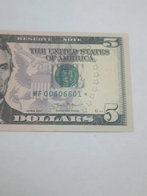 ⭐2013 $5 F ATLANTA BEP⭐STAR NOTE CRISP UNC COND (MF00606601*) - Image 1 of 4