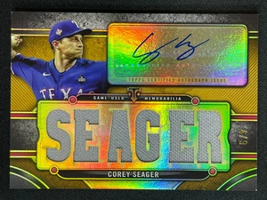 PARCHE JERSEY USADO DE 9 JUEGOS COREY SEAGER AUTÓGRAFO 2024 TOPPS TRIPLE HILOS - Imagen 1 de 2