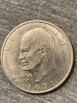 1971-D- EISENHOWER LIBERTY 1ST 40% SILVER DOLLAR US MINT ERROR (R) IN TRUST (A) - Image 1 of 2