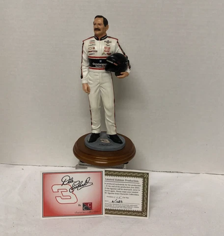Character Collectibles Dale Earnhardt Holding Helmet"2001 Figurine 9" COA EUC Cover