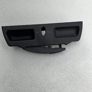 95-06 Chevy Silverado GMC Sierra Suburban Center Console Jump Seat Lid Latch OEM - Picture 1 of 15