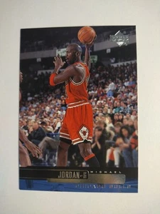 Upper Deck 1999-00 - Lista di controllo #154 Michael Jordan - Foto 1 di 2