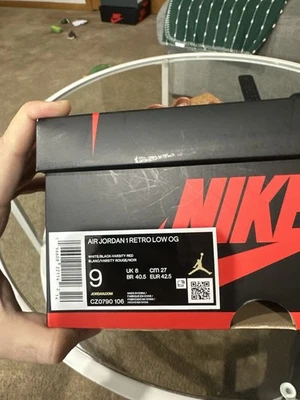 Air Jordan 1 Retro OG Low Black Toe Size 9 - Image 1 of 4