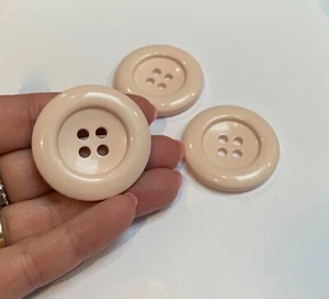 Extra Large Chunky Peach Salmon Light Pink Buttons 40mm D15-30 Aussie Seller - Picture 1 of 5