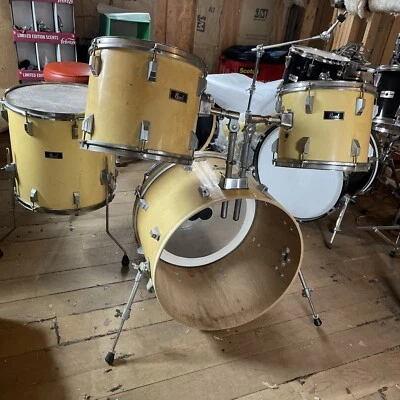 早期珍珠鼓套装复古 70 年代早期凸耳设计,稀有木壳 5 件 — 第 1/4 张图片