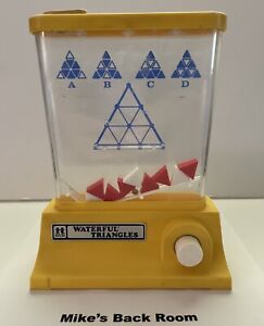 VINTAGE 1976 TOMY WATERFUL *TRIANGLES* WATER GAME Made in TAIWAN