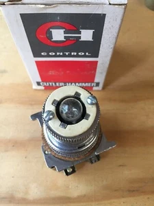 NOS Cutler-Hammer 10250T6155 Lighted Spring Return Selector Switch - Picture 1 of 2