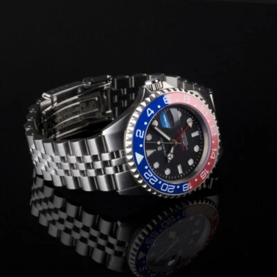 Steinhart Ocean One GMT BLUE-RED. 2 Ceramic Men's Swiss Diver Watch 103-1100 - Image 1 of 4