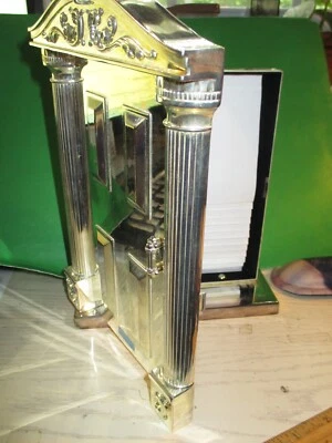 Álbum de fotos de puerta de placa plateada puerta abierta para ver contiene 24 fotos usado en excelente estado Foto 1 de 4