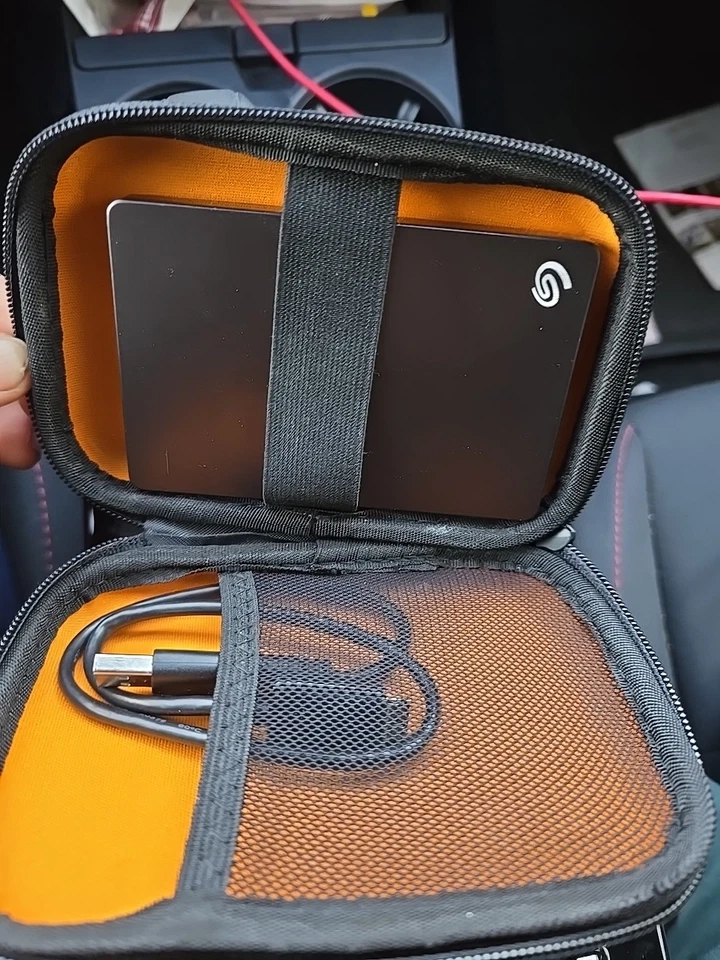 Seagate STHN2000400 Backup Plus Slim USB 3.0 2TB External Hard Drive - Black - Image 1 of 1