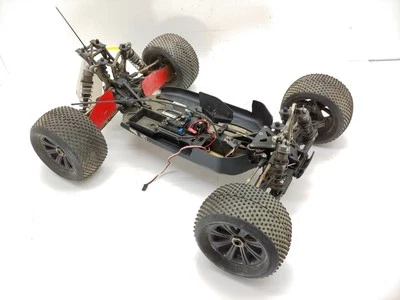 Older Version Losi 8ight-T 1/8 Nitro Truggy Roller Rolling Chassis Used - Image 1 of 4