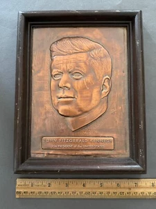 JOHN F KENNEDY JFK 35º PRESIDENTE PLACA ENMARCADA RELIEVE COBRE DE COLECCIÓN - Imagen 1 de 8