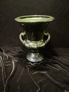 Haeger 1950s Vintage Art Pottery Green Handled Trophy Urn Vase - Picture 1 of 6