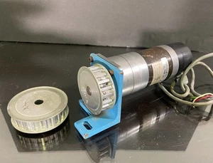Tucker GMBH 110V 1000/10rpm SGM65/60-6 E-006-158 Welders Motor Transmission - Picture 1 of 10