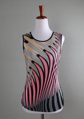 Camiseta deportiva de golf abstracta plisada plisada de $95 JAMIE SADOCK Actif talla mediana Foto 1 de 4