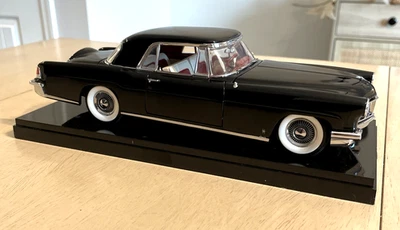 Franklin Mint 1956 Continental Mark II Die-Cast Car 1:24 Scale-Beautiful Black  - Image 1 of 4