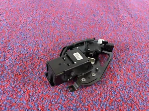 CADILLAC ESCALADE 6,2 L 07-14 OEM PUERTA LEVADIZA PUERTA LEVADIZA VENTANA PESTILLO CERRADURA ACTUADOR - Imagen 1 de 3