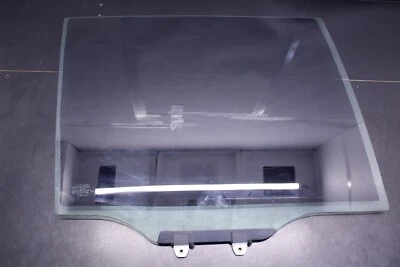 2003 - 2006 Honda Pilot Rear Right Door Window Glass OEM 73400-S9V-305 - Изображение 1 из 2
